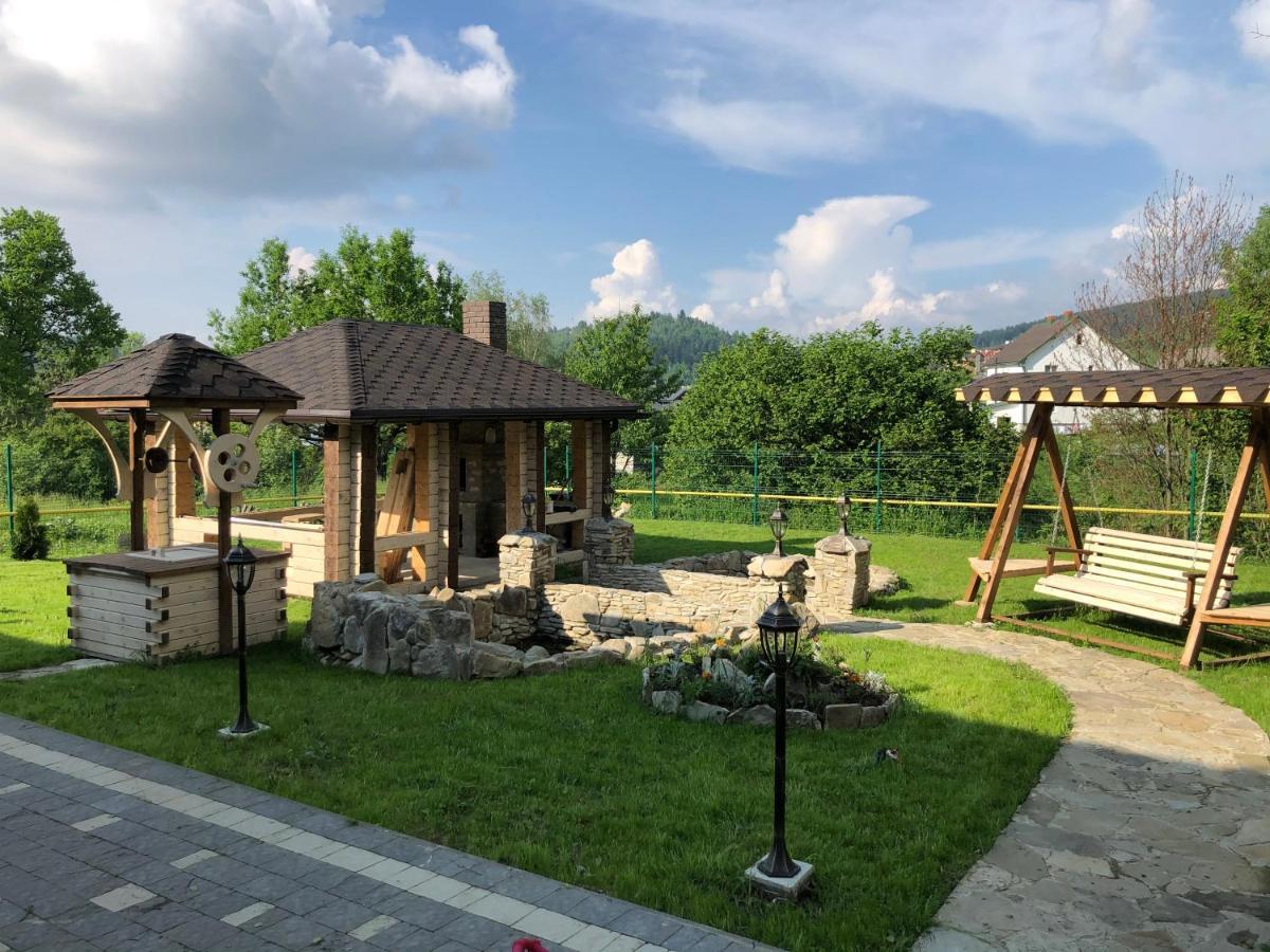 Апартаменти Олівія Skhidnytsia Exterior foto